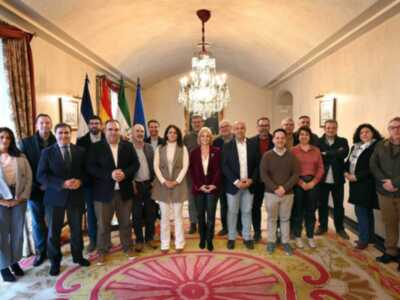 Ana María Carrión Rubio y Francisco J. García Crespo, nueva dirección de EMA-RTV