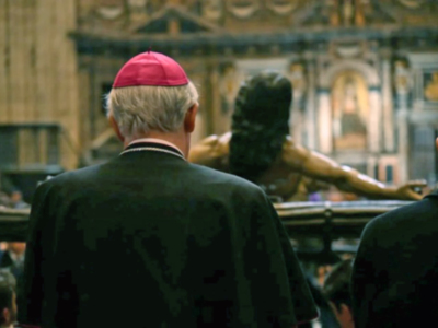 Más de cuatro década despues la Hermandad de los Estudiantes en cultos en la Catedral de Sevilla.