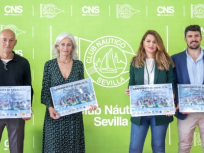El Andaluz de barcos de equipo de piragüismo, en el Náutico Sevilla