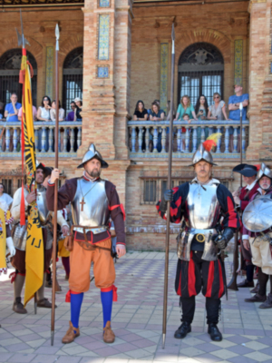 La Plaza de España, de Sevilla escenario de recreaciones de antiguos ejércitos españoles y extranjero 