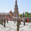 Calor ,color y famoso en la jura de Bandera para dos mil persona civiles en la Plaza de España de Sevilla.