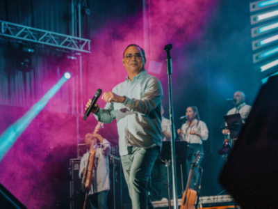 Imagen  del concierto que el cantante Gilberto Santa Rosa ha ofrecido en Bodegas Las Copas
