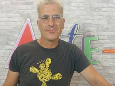 Alfredo Zarazaga anuncia que el 7 de agosto se inaugurará su conjunto escultórico ‘Cangrejos en el litoral gaditano’ 