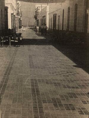 Mari Carmen Aparcero defiende que su padre, el alcalde Manuel Aparcero, modernizó la calle Isaac Peral en 1956