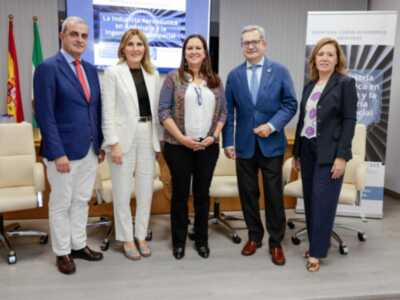 María Mora-Figueroa Feijóo: “Sevilla es una gran capital aeronáutica”