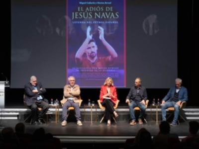 Presentado el libro “El adiós de Jesús Navas” en la Fundación Cajasol