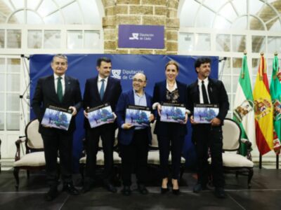 Joaquín Hernández ‘Kiki’ invita a “un viaje emocional” por el último medio siglo de Cádiz en ‘Memoria de un fotógrafo’
