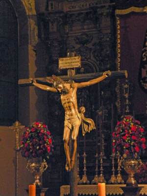 Devoción y recogimiento en el Triduo en honor al Santísimo Cristo del Buen Fin en Alcalá del Río