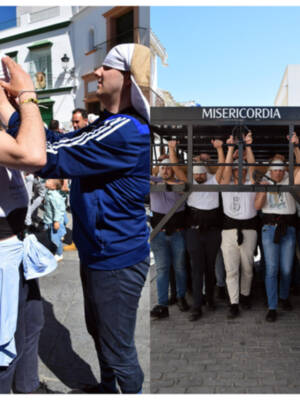  Los costaleros de la Soledad de Alcalá del Río realizan su ensayo general de Cuaresma