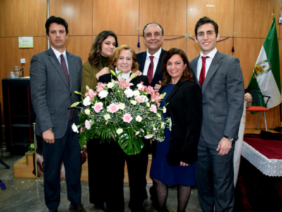  Un pregón con sello sevillano emociona al público de Los Remedios de Sevilla 
