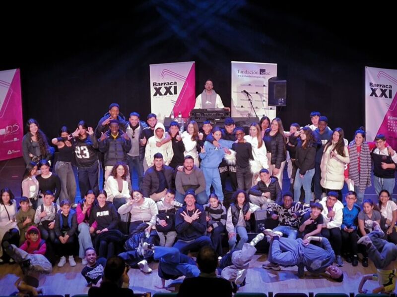 Más de 240 participantes y una decena de actividades artísticas en Barraca XXI Sevilla
