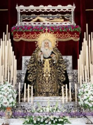  La Hermandad de la Soledad , celebra en septiembre sus solemnes cultos en Alcalá del Río