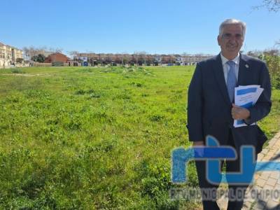 El alcalde de Chipiona afirma que se proyecta una residencia de mayores concertada en La Laguna y descarta un modelo privado 
