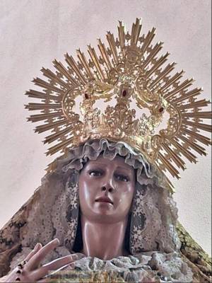 “La Parroquia de la Resurrección acoge a la nueva patrona de la Asociación de Esclerosis Múltiple” en Sevilla