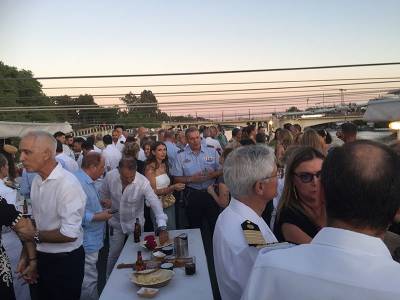 La Comandancia Naval de Sevilla conmemora la festividad de la Virgen del Carmen con una solemne travesía por el Guadalquivir