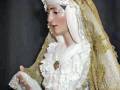 . La Esperanza deAlcalá del Río luce de blanco durante el tiempo estival, fiel a su secular tradición devocional 