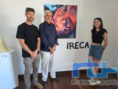 Inaugurada en el Castillo la muestra pictórica ‘Ecos del Mar’, de la joven chipionera Irene Caña