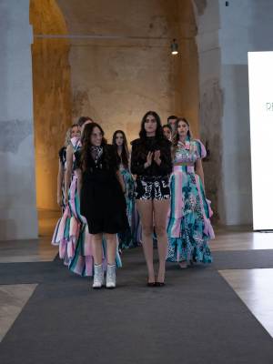 Desfile de «Tiempos de vuelo» en la Real Fábrica de Artillería.